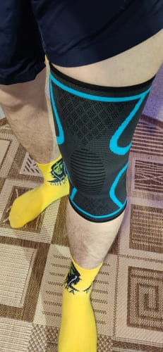 Click to view full screen Knee Compression Band photo review